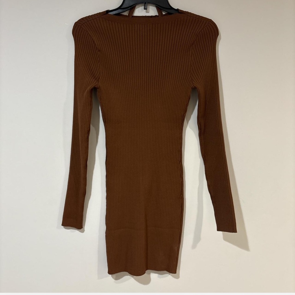 NWT PrettyLittleThing Chocolate Brown Ribbed Knit Halter Midi Dress - Size M - Picture 5 of 8